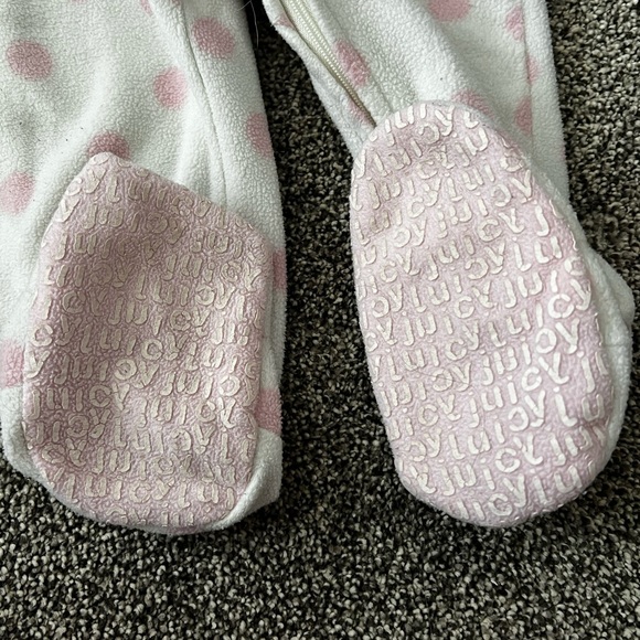 Juicy Couture 18 Month Sleeper - Picture 6 of 8